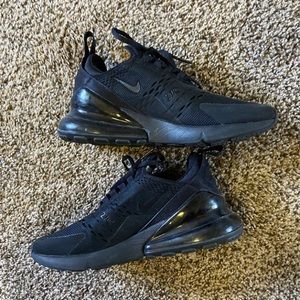 Nike black air max 270s size 7
